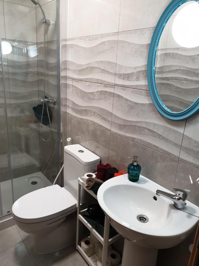 Albergue Terminal 4 *